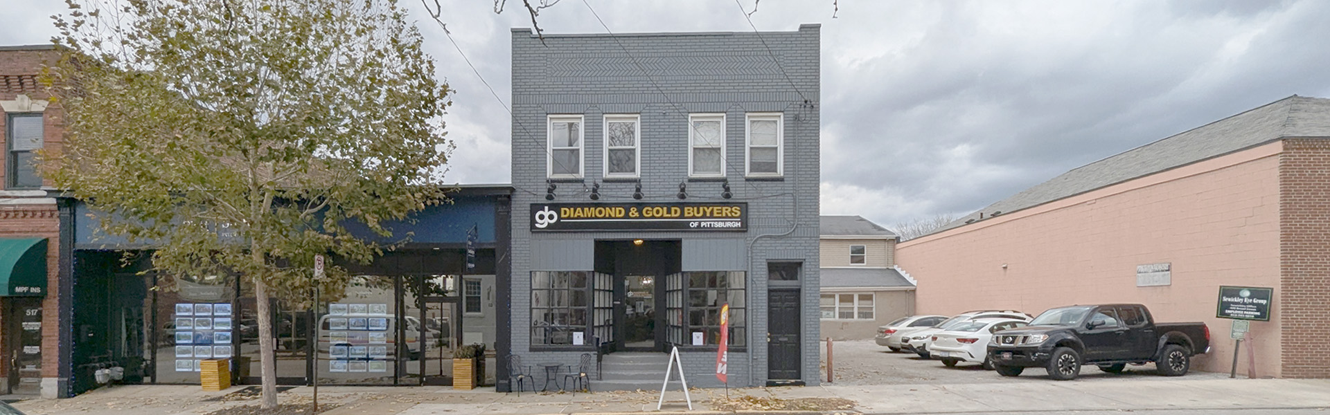 <br />
<b>Warning</b>:  Undefined variable $articles in <b>/home/goldbuyersofpitt/public_html/sewickley-diamond-and-gold-buyers.php</b> on line <b>585</b><br />
<br />
<b>Warning</b>:  Trying to access array offset on value of type null in <b>/home/goldbuyersofpitt/public_html/sewickley-diamond-and-gold-buyers.php</b> on line <b>585</b><br />
